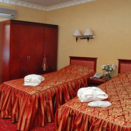 Royal Hotels And Spa Resorts Promenad Truskavets Ngoại thất bức ảnh