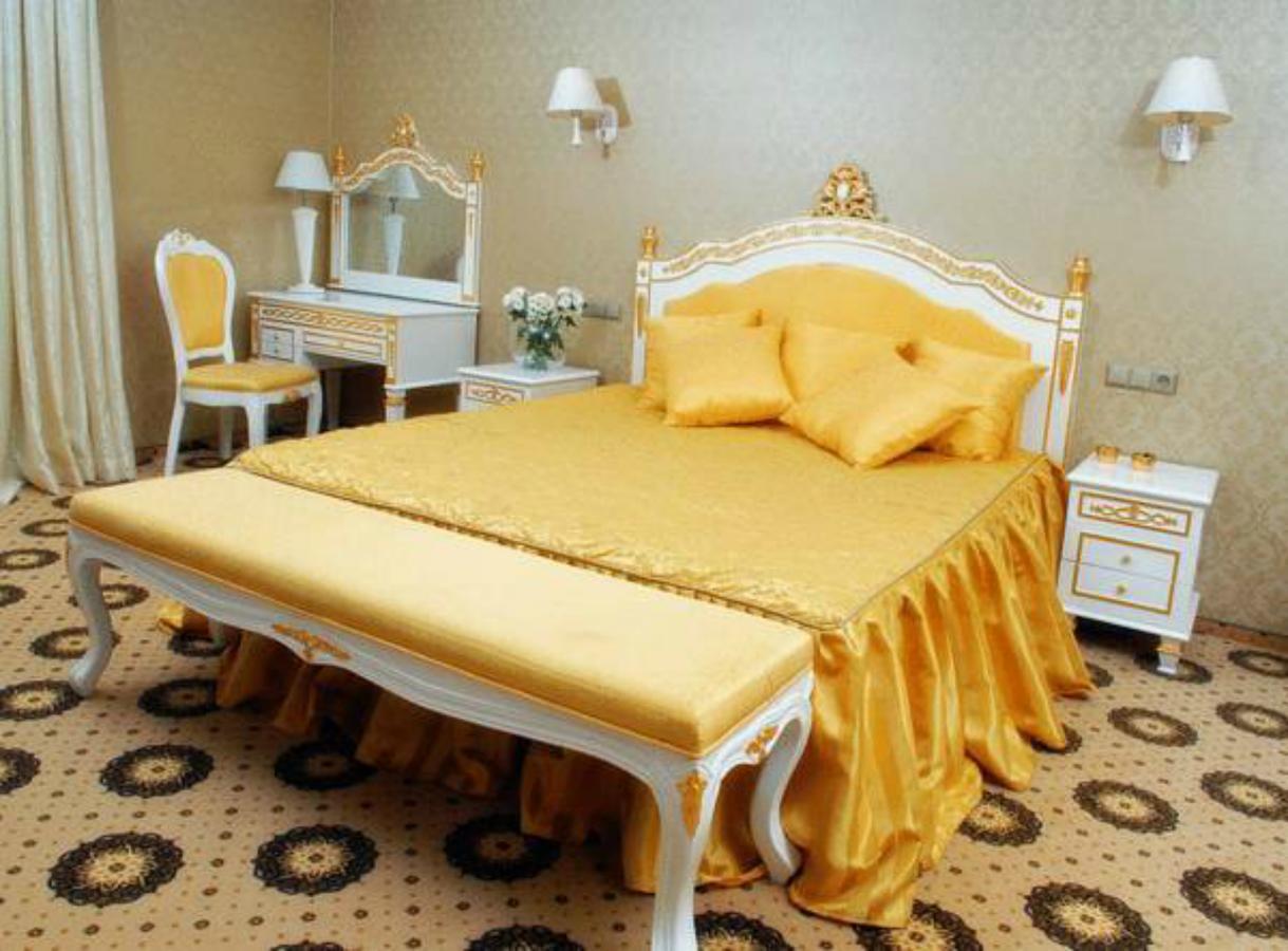 Royal Hotels And Spa Resorts Promenad Truskavets Ngoại thất bức ảnh